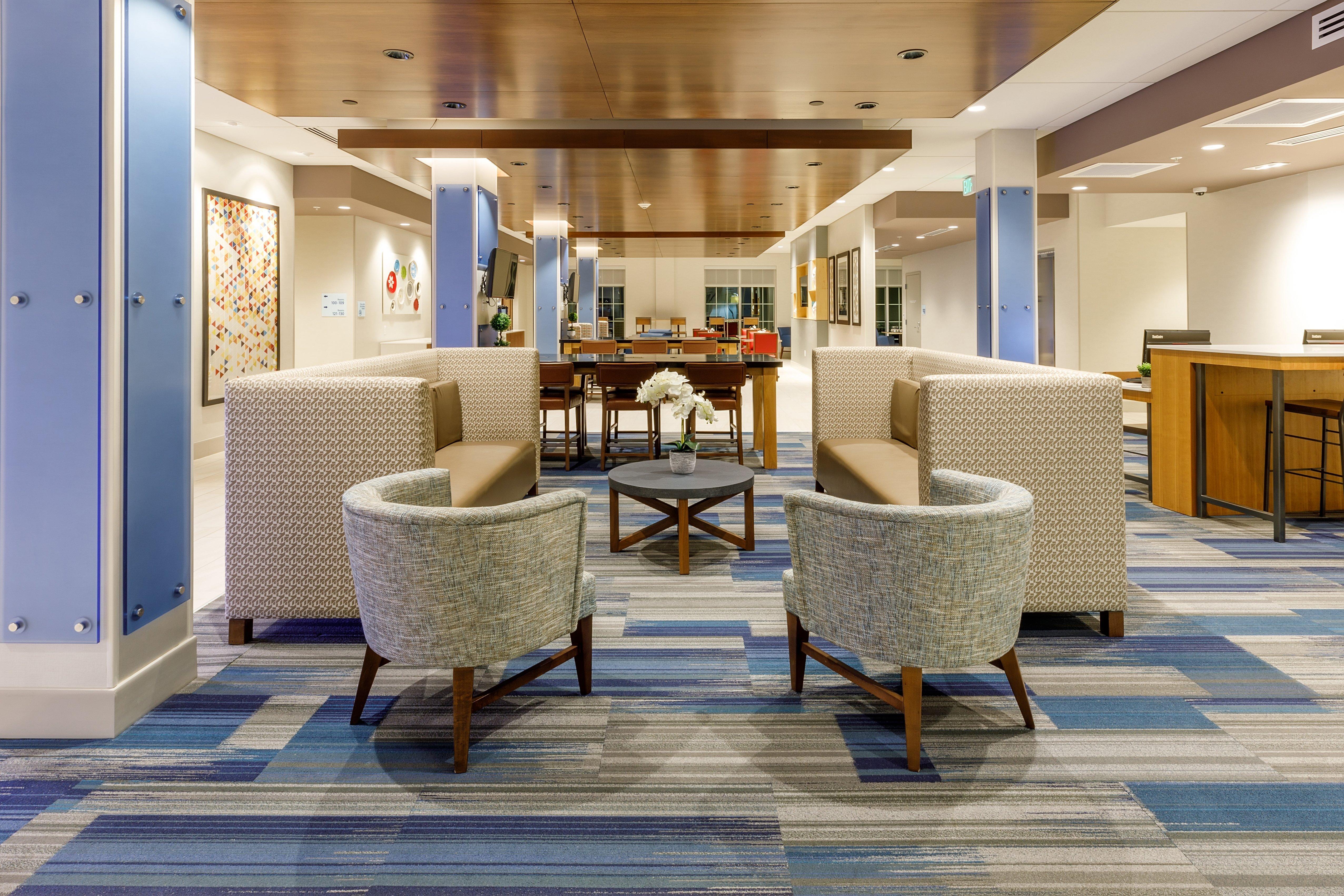 Hotel Express & - By Ihg 3*
