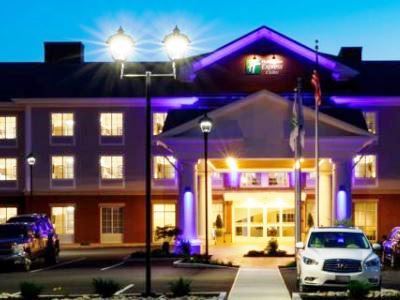 Express & - By Ihg Sturbridge
