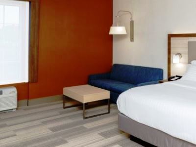 Express & - By Ihg