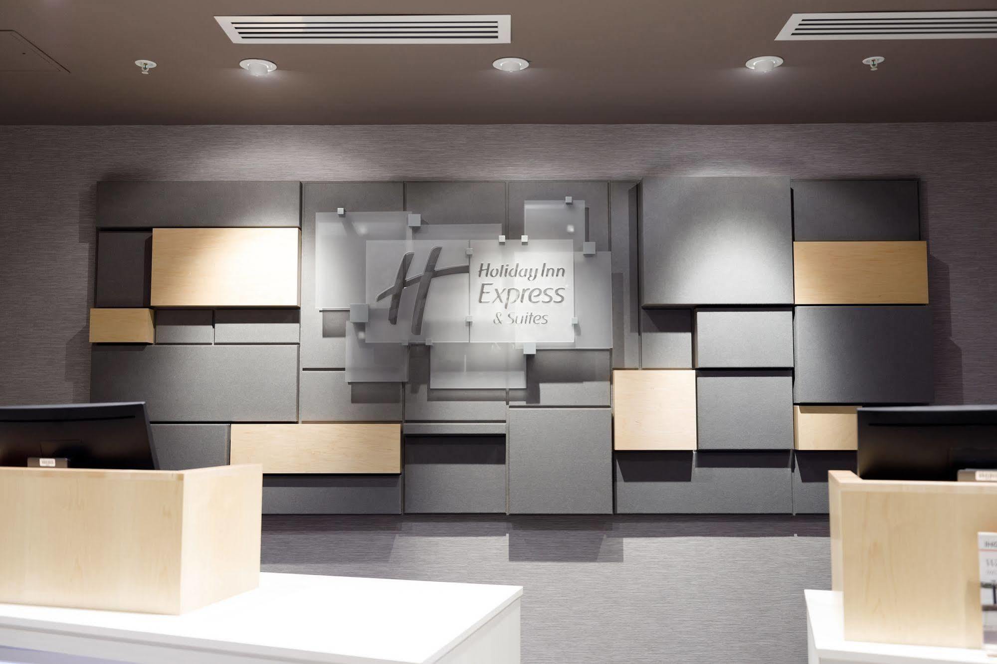 Hotel Express & - By Ihg 3*